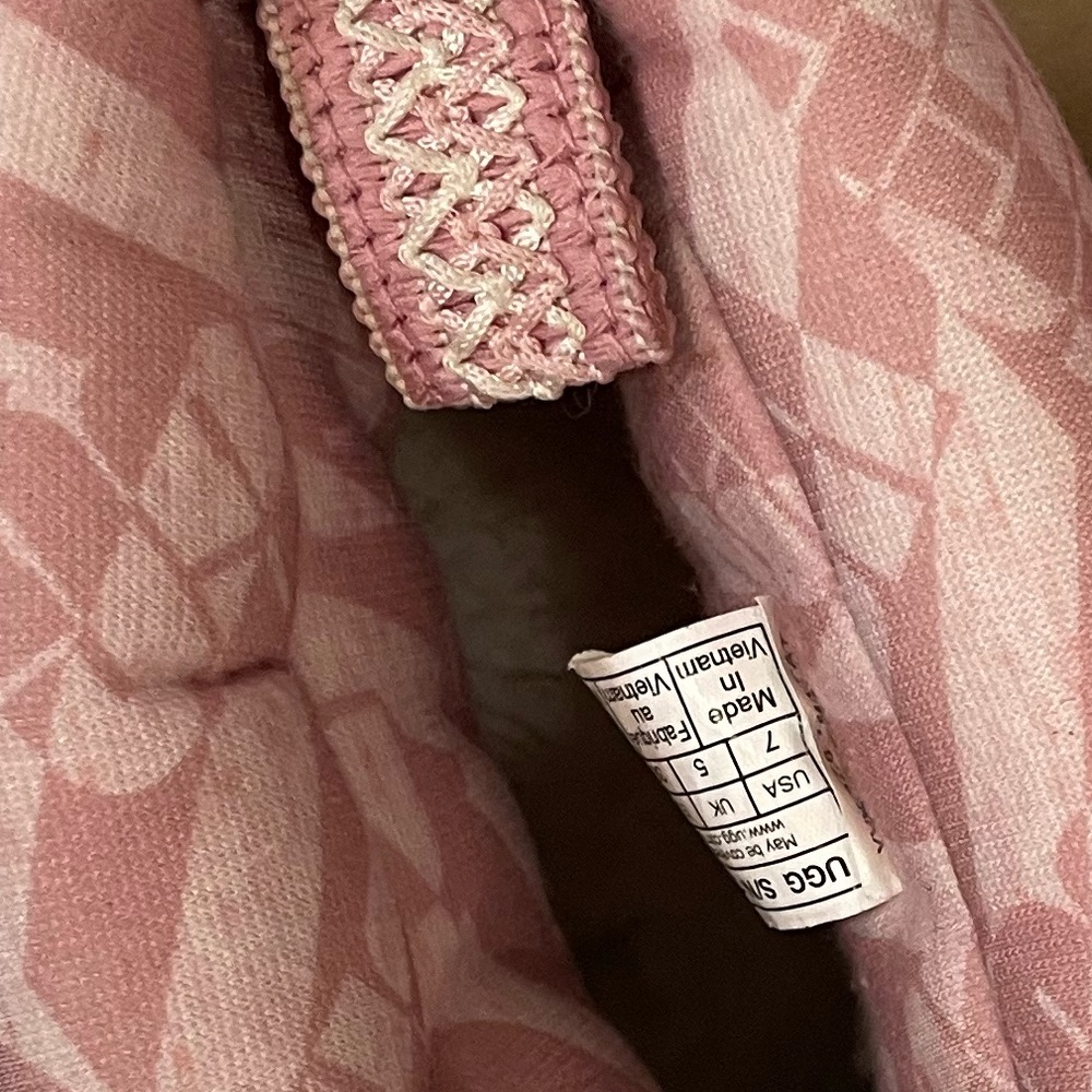 UGG Classic Mini - Picture 6 of 7